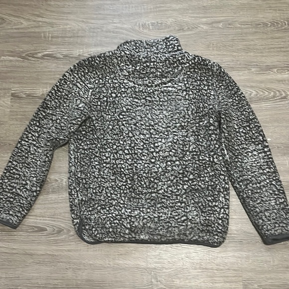 Nordstrom Thread & Supply Fluffy Grey Quarter Zip - Picture 2 of 2